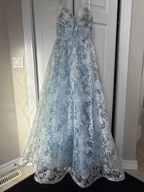 JVN Light Blue and White Floral Formal Women’s Prom or Wedding guest dress.